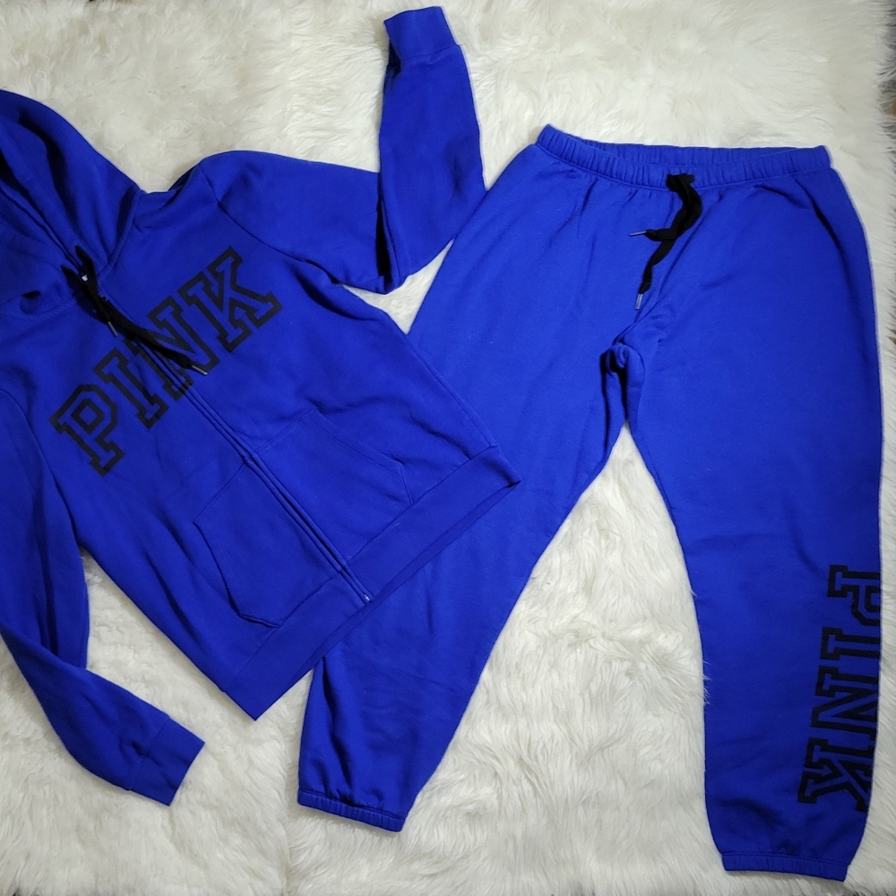 PINK everyday logo set